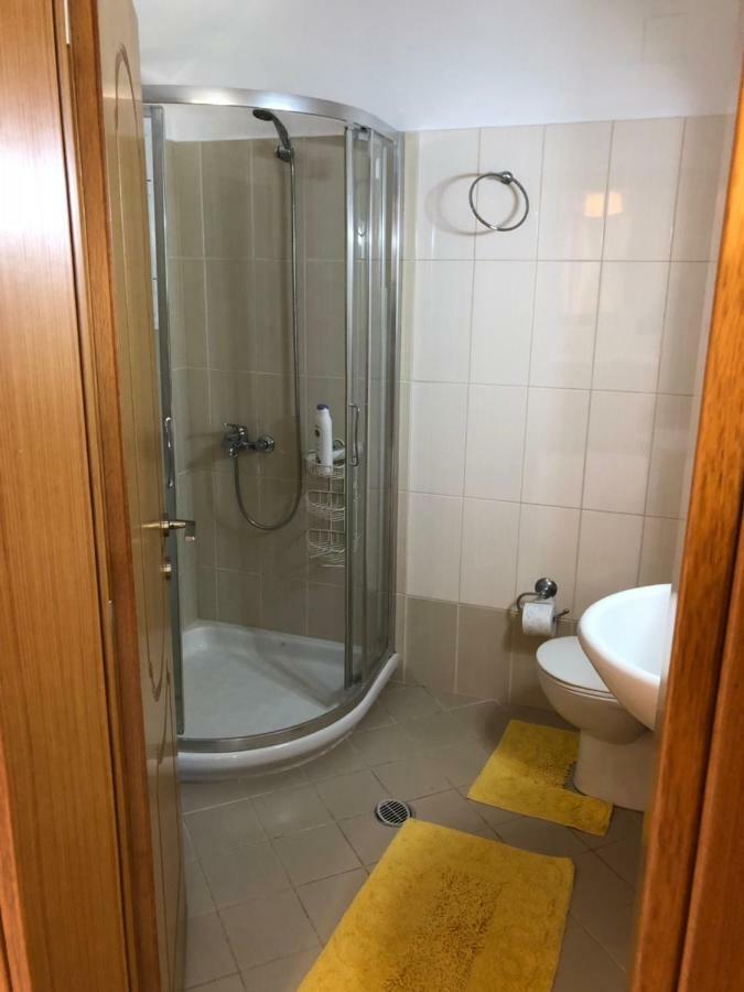 Artemis Apartments Lefkada City ภายนอก รูปภาพ